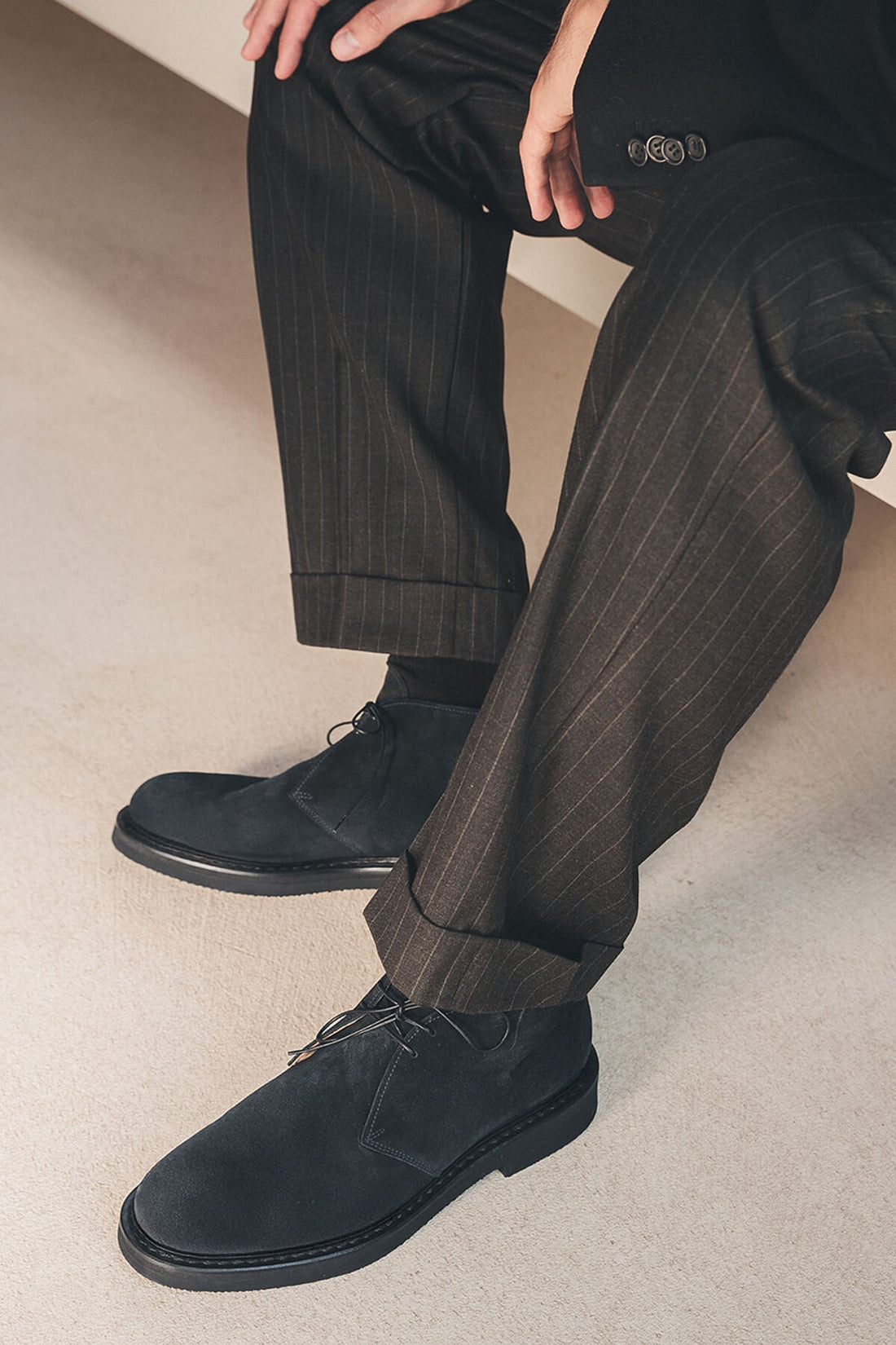 Scarpe in Suede Uomo: Come Sceglierle, Abbinarle e Prendersene Cura